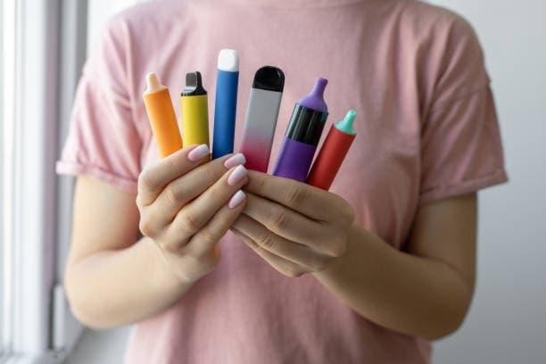 Comprehensive guide to e-cigaretta bolt performance and e cigarettes ingredients breakdown for safer vaping