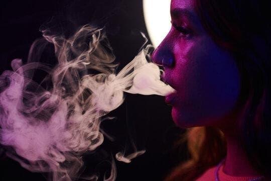 Nejlevnější E-cigarety and is e cigarette allowed in international flight Explained Practical tips for buying cheap e cigarettes and carrying them on international trips
