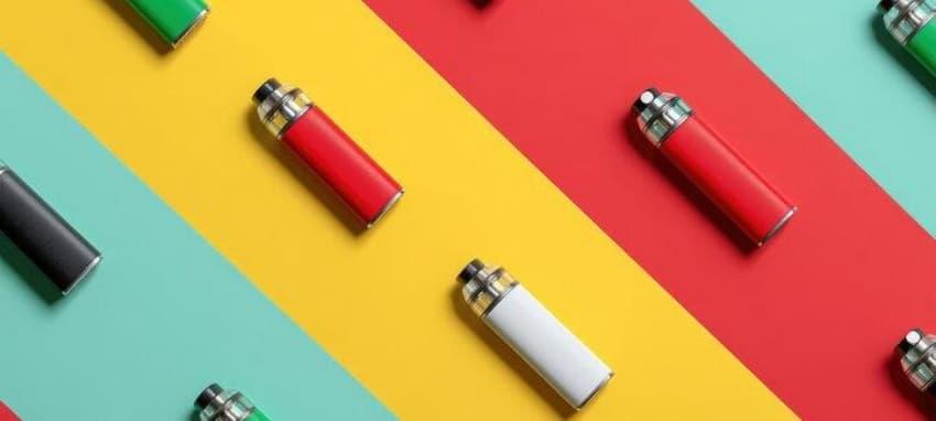 Smart Tips to Master Any Poker Hand While Choosing a Reliable Auto Charger USB for Travel