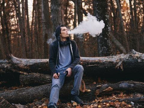 IBVape travel guide can you travel with an e cigarette and IBVape tips for flying with vapes